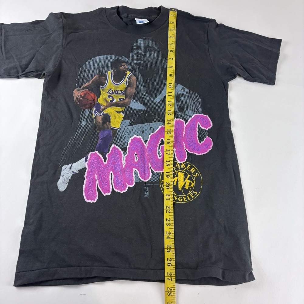 Vintage 1990s Black Magic Johnson Small Lakers NBA Salem Sportswear Tee MVP - Picture 6 of 8
